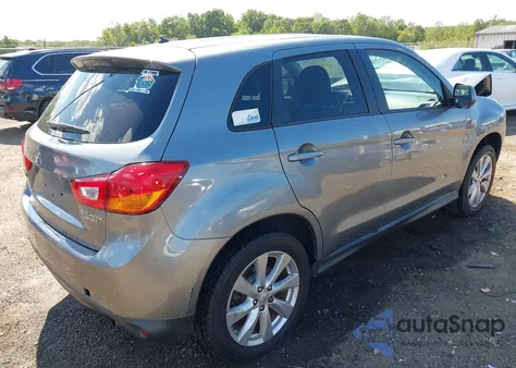 2014 Mitsubishi Outlander Sport Es z USA, uszkodzony, nr VIN 4A4AP3AU1EE026872